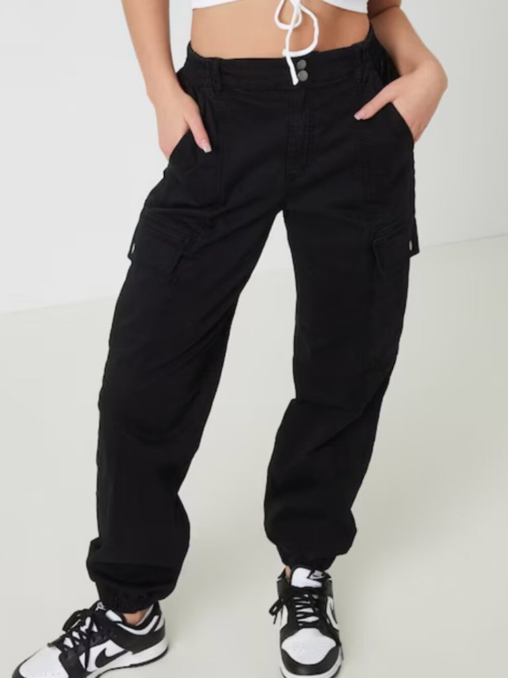 NWT Garage Women's Size Medium Black Brianna Bubble Elastic Waist Jogger Pants